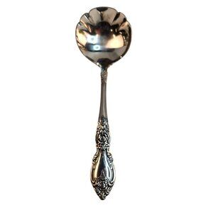 Oneida OCQ Stainless Gravy Ladle Serving ware 7.5 inches x 2.5 inch